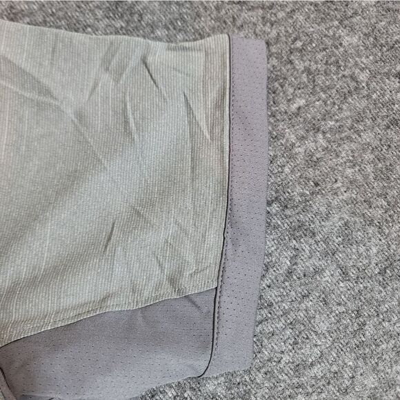 Under Armour Men's Golf Polo Shirt Size M Gray Loose Fit HeatGear Saginaw Club - Picture 6 of 12